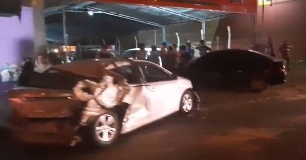 La Nación / Ñemby: se registró un múltiple choque en la zona del puente desmoronado
