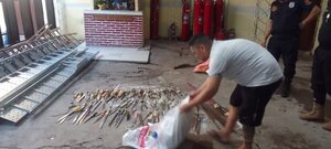 Gran cantidad de estupefacientes y armas blancas encontraron en la cárcel de Tacumbú - La Tribuna