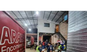 Delincuentes hicieron gran despliegue por tres cajas en un depósito