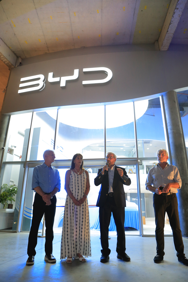 BYD Paraguay Inaugura Showroom en Asunción - Amigo Camionero