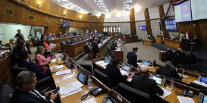 SESIÓN DE DIPUTADOS SIN CUÓRUM TRAS RETIRADA DE OPOSITORES Y COLORADOS DE FUERZA REPUBLICANA - Itapúa Noticias