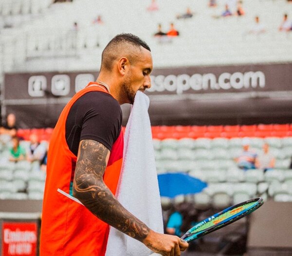 Versus / "Agotado" por las operaciones, Kyrgios confiesa que "no querría jugar más"