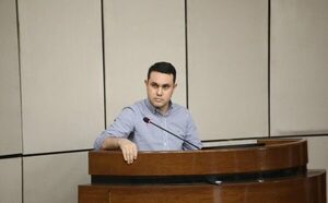Archivan el pedido de pérdida de investidura de Hernán Rivas