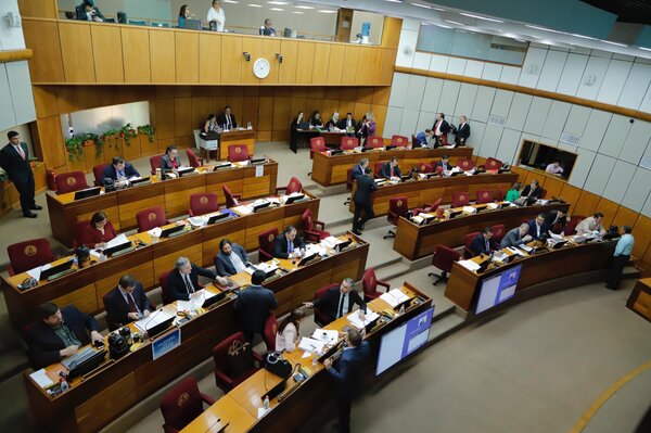 Senado se ratifica en excluir del control a familiares y permitir puerta giratoria en proyecto de conflicto de intereses · Radio Monumental 1080 AM