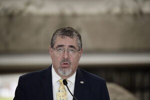 El presidente electo de Guatemala pide a Giammattei vetar el presupuesto de 2024 - MarketData