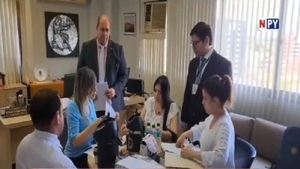 Allanan oficinas de la Dinac - Noticias Paraguay