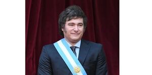 Las 10 medidas del plan de emergencia anunciado por el nuevo Gobierno de Argentina聽 - Revista PLUS