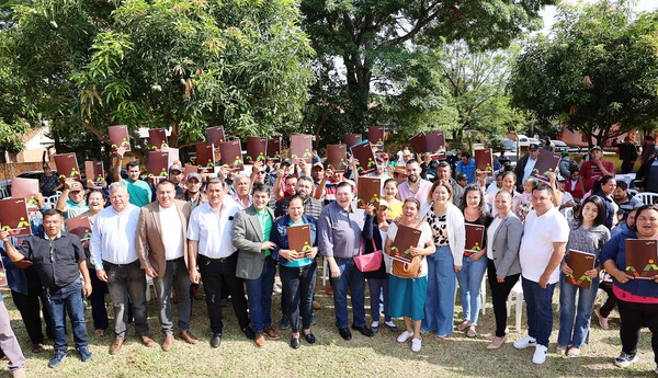 Indert entregó 2.280 titulaciones rurales en 113 días de gestión - ADN Digital