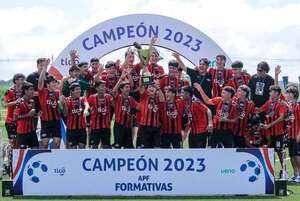 Hasta en la Formativas exigirán certificado de estudio para competir   - Fútbol - ABC Color