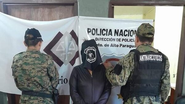 Chaco: Una mujer fue detenida con 80 dosis de crack en Bahía Negra