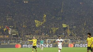 Un empate con sufrimiento en Dortmund mete al PSG en octavos de final