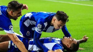 Porto golea a Shakhtar Donetsk y avanza a octavos de final