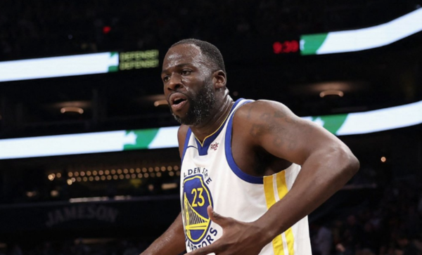 Versus / La NBA suspende "indefinidamente" a Draymond Green
