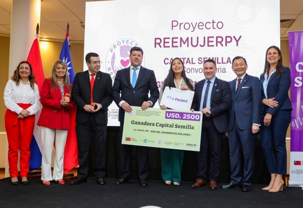 Una emprendedora de Hernandarias potenciará digitalización de su negocio - La Clave