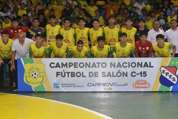 Carmen palpita las semifinales y Bogado elimina al último campeón del Campeonato C15 de fútbol de salón