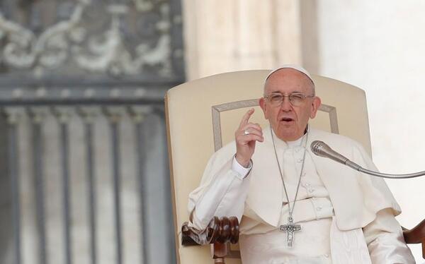 Papa Francisco advierte que inteligencia artificial amenaza el trabajo humano - Unicanal