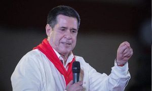Un grupo de rock paraguayo Ambere King lanza canción de crítica contra el Gobierno cartista