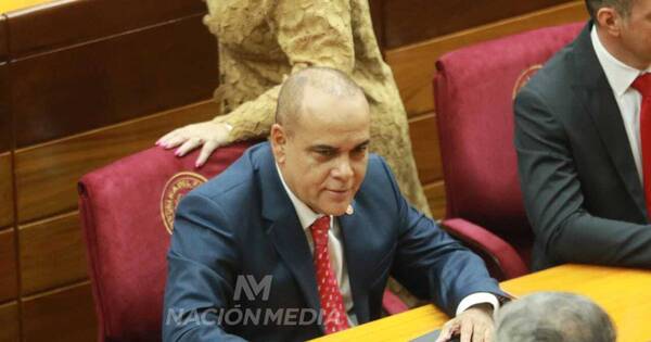 La Nación / Bachi Núñez pone a consideración su permanencia en el liderazgo de bancada