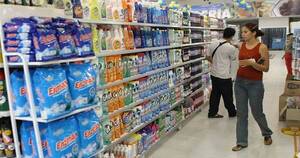 La Nación / Más ingreso de productos argentinos legales no competirá con industria local