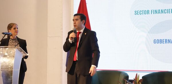 Ministerio de Trabajo expone a las Mipymes medidas para facilitar la formalizaci贸n - Revista PLUS