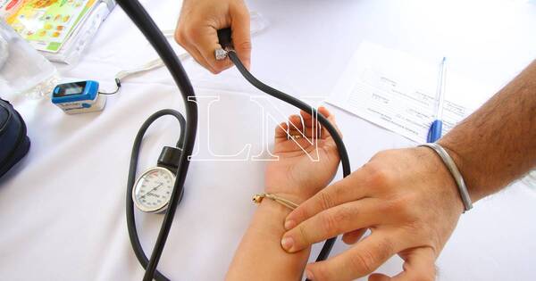 La Nación / Instan a hipertensos a cuidar la medicación y alimentación en las fiestas de fin de año