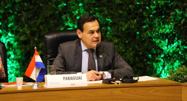 Paraguay dice que la Uni贸n Europea prev茅 plantear agenda de reuniones en busca de acuerdo con el Mercosur - Revista PLUS