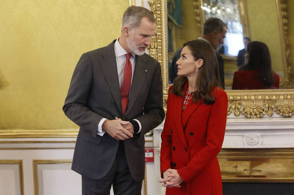 ¡Escandalo en España! Apareció un chuli de la reina Letizia