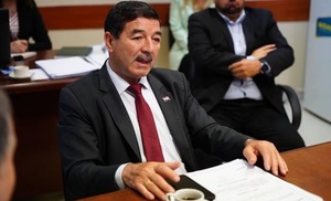 Senador Carlos Núñez niega vinculación con narcotráfico en medio de polémica