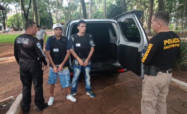 Expulsan del país a dos brasileños detenidos con camioneta robada