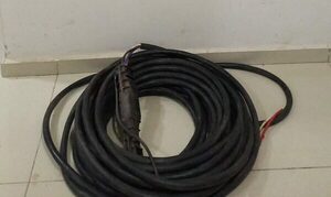 Diario HOY | Sorprenden a ladrón de cables en plena acción