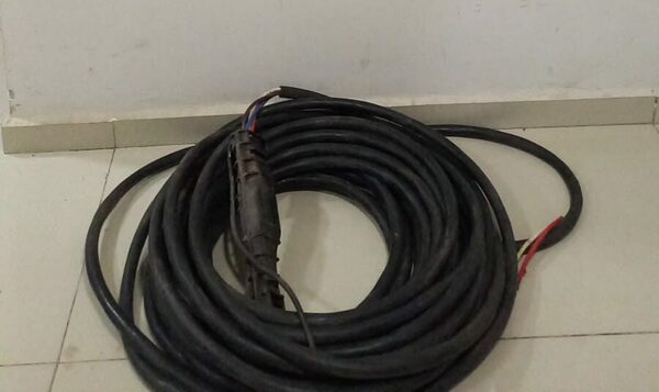 Diario HOY | Sorprenden a ladrón de cables en plena acción
