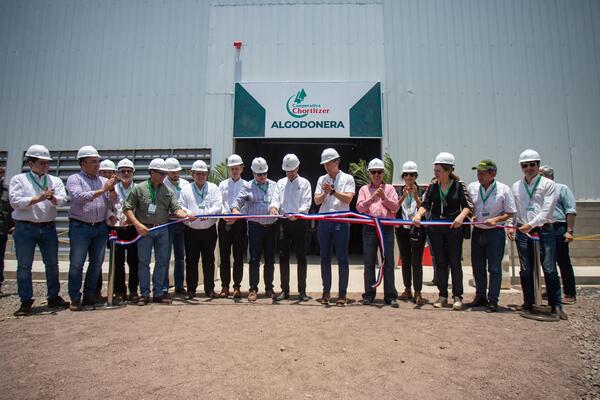 Tras inversión de USD 12 millones, en parte vía bonos: Chortitzer inaugura planta industrial algodonera en el Chaco - MarketData