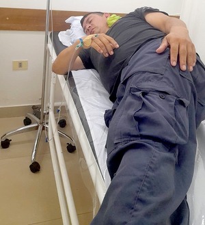 Recluso golpeó brutalmente a un guardia penitenciario que realizaba ronda de rutina - La Clave