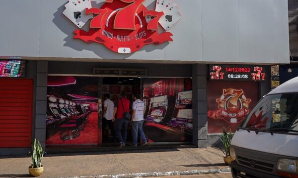 Suspenden actividad de casino céntrico cuyos ex empleados denunciaron irregularidades – Diario TNPRESS