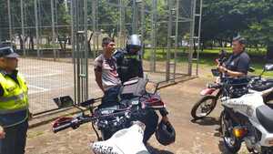 Atrapan a sujeto con tres órdenes de captura tras un intento de asalto - La Clave