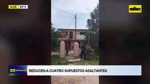 Video: Reducen a cuatro supuestos asaltantes - ABC Noticias - ABC Color