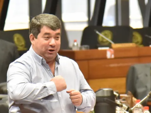 Cámara confirma bloqueo de cuentas y bienes del exdiputado Éver Noguera