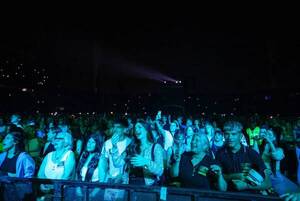 Antes de venir a Paraguay, así disfrutó Nadia anoche, en el concierto de Marc