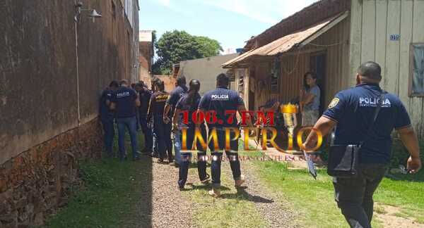 Hallan muerta a una mujer en un inquilinato del barrio Guaraní - Radio Imperio 106.7 FM