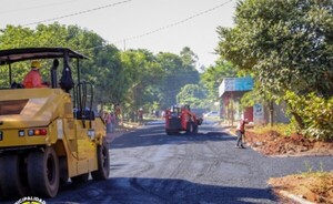 Regularización asfáltica en los barrios San Juan y Don Bosco