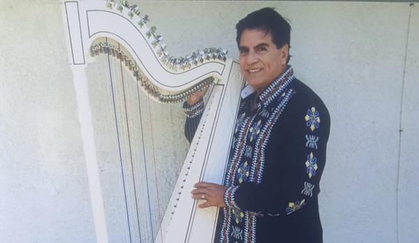 Ernesto Franco, destacado intérprete del arpa paraguaya - Noticiero Paraguay