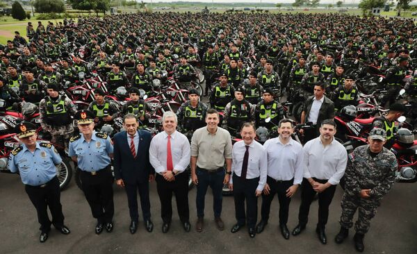 Linces reciben 600 motos donadas por Taiwán y Gobierno apunta a tener 10.000 nuevos policías - Oasis FM 94.3
