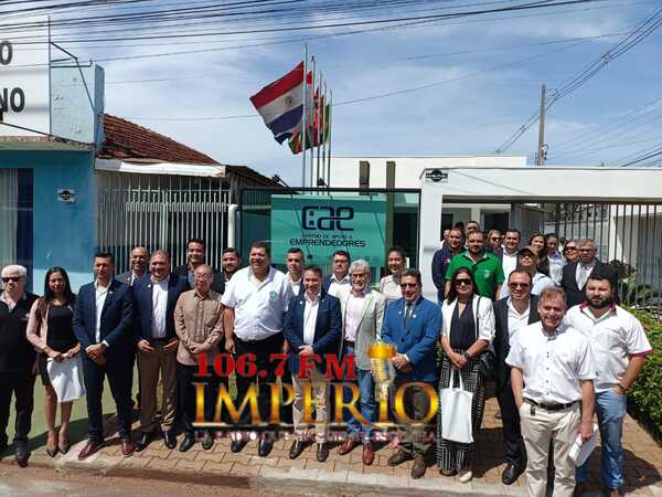 Inauguran el Centro de Apoyo a Emprendedores en la Cámara de Industria y Comercio - Radio Imperio 106.7 FM
