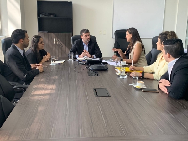 Proyectan acciones para implementar movilidad eléctrica en el sistema de transporte - .::Agencia IP::.