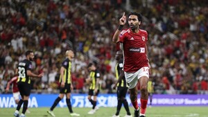 El Ahly arrolla al Al Ittihad y se cita en semifinales con el Fluminense