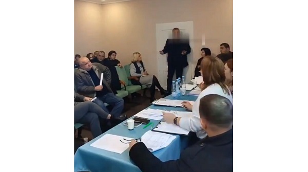 Ataque con granadas en pleno municipal ucraniano