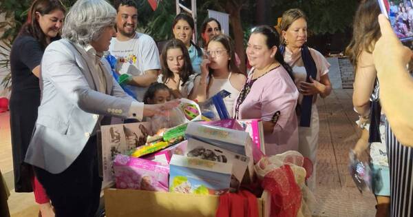 La Nación / Banco de juguetes se instaló en el Este y colectó más de 500 artículos