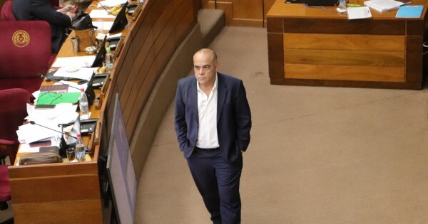 Cómo se cocinó la jugada para sacar a Bachi: la alianza entre Ovelar, Alderte y Calé que minó su liderazgo ante Peña