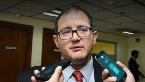 Abogado expuso errores en el proyecto de ley de Devolución premiada - Unicanal
