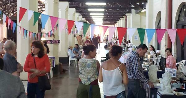 La Nación / Hoy, la Feria de la Antigua Estación se viste de Navidad